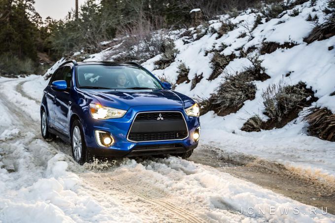 Mitsubishi Outlander Sport   