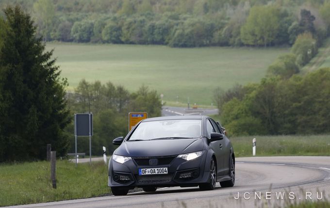Honda     Civic Type R  